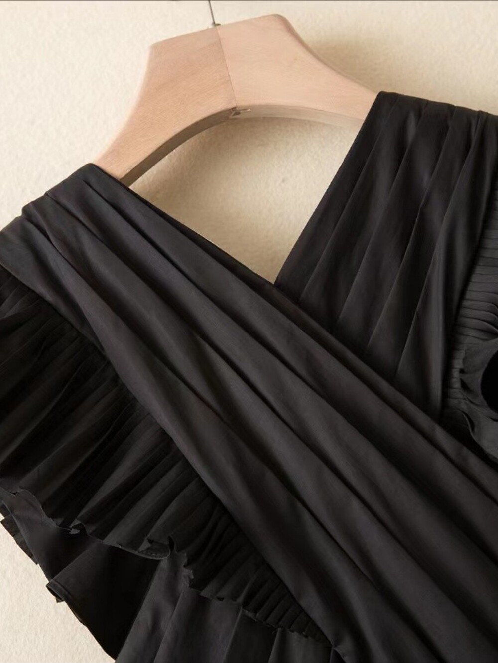 Ulla Johnson Aurore Dress in Noir - Picture 6 of 9